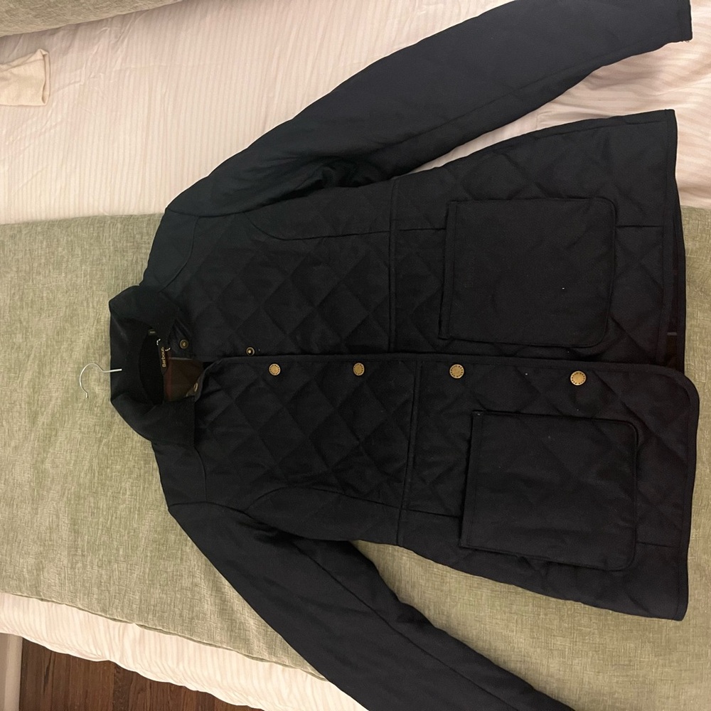 Barbour Women’s Jacket Size 8, single layer. Great condition hardly worn.